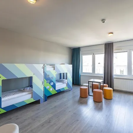 ホテル A&o Hauptbahnhof 2*