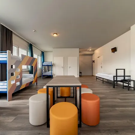 ホテル A&o Hauptbahnhof